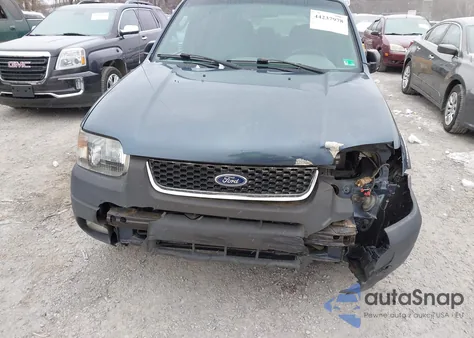 2001 Ford Escape Xlt from USA, damaged, VIN 1FMYU03121KC55875